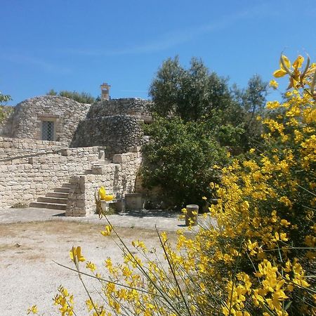Trullo Villa Giuliana Con Giardino Posizione Panoramica Free Wifi Ostuni Rum bild
